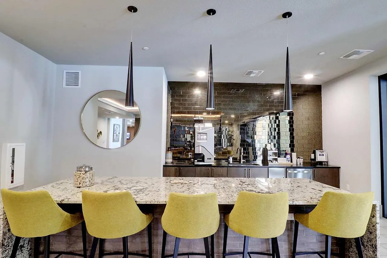 Walk Score 81-Shopping District-King Bed-Parking - G4004 Scottsdale