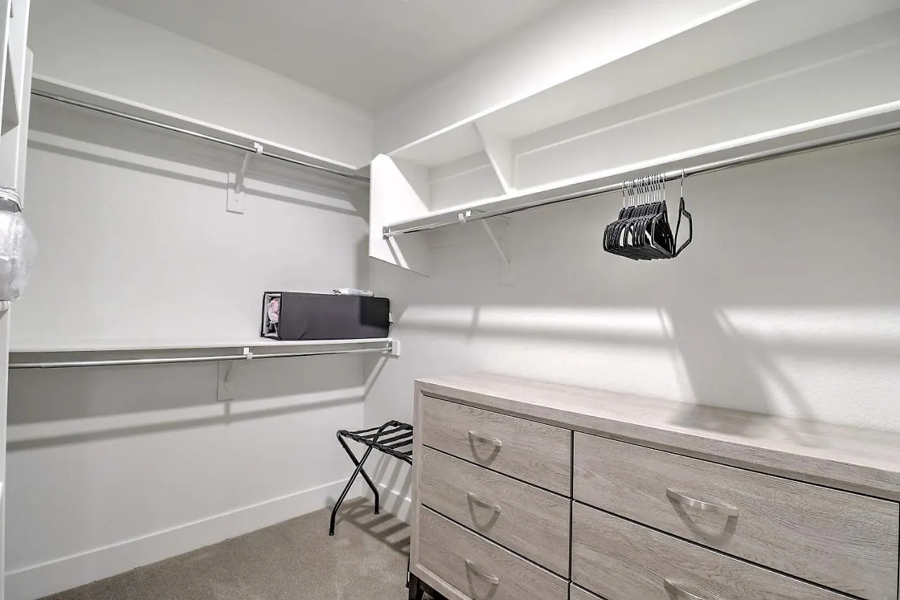 Apartman Walk Score 81-Shopping District-King Bed-Parking - G4004 Scottsdale